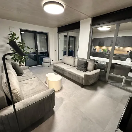 Daire Luxurioeses Direkt Am Kanal 125 M² - Youpartments