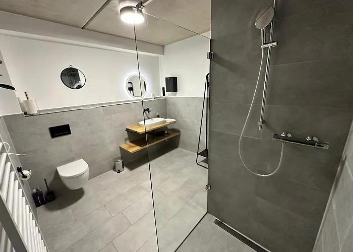 アパート Luxurioeses Direkt Am Kanal 125 M² - Youpartments